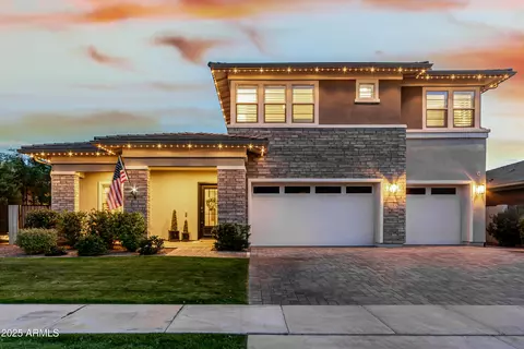 Exterior - 3749 E Sagebrush St, Gilbert, AZ 85296 photo 2 of 17