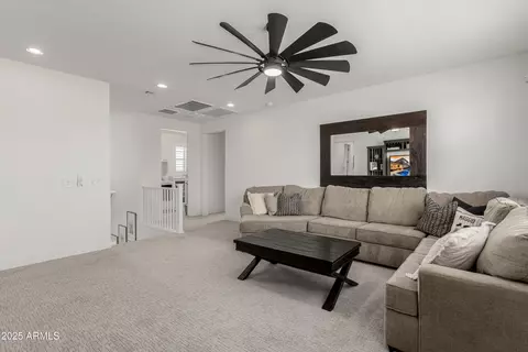 Entry Way - 3749 E Sagebrush St, Gilbert, AZ 85296 photo 7 of 8