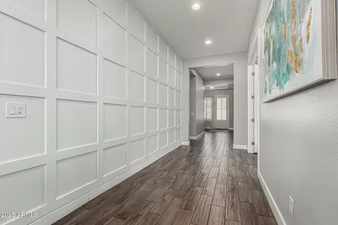 Entry Way - 2900 E Spring Wheat Ln, Gilbert, AZ 85296 photo 2 of 3