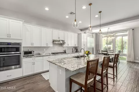 Kitchen - 2900 E Spring Wheat Ln, Gilbert, AZ 85296 photo 2 of 4