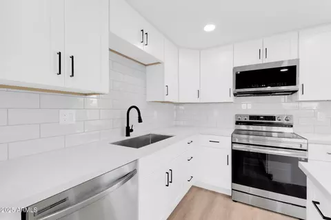 3620 E Surrey Ave, Phoenix, AZ 85032 photo 10