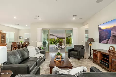 1290 E Lodgepole Ct, Gilbert, AZ 85298 photo 10