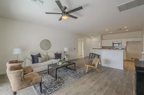 507 W Magdalena Ln, Phoenix, AZ 85041