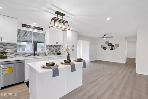 3515 E Sandra Ter, Phoenix, AZ 85032 photo 18