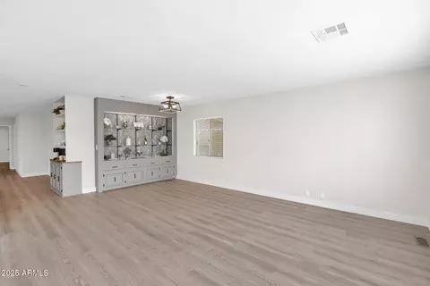 3515 E Sandra Ter, Phoenix, AZ 85032 photo 7