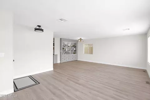 3515 E Sandra Ter, Phoenix, AZ 85032 photo 6