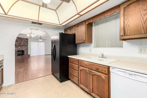 Kitchen - 3345 E University Dr #73, Mesa, AZ 85213 photo 3 of 4