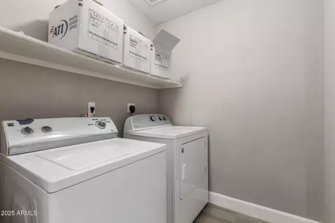4002 E Melinda Ln, Phoenix, AZ 85050 photo 33