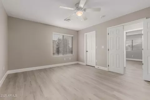 4002 E Melinda Ln, Phoenix, AZ 85050 photo 20