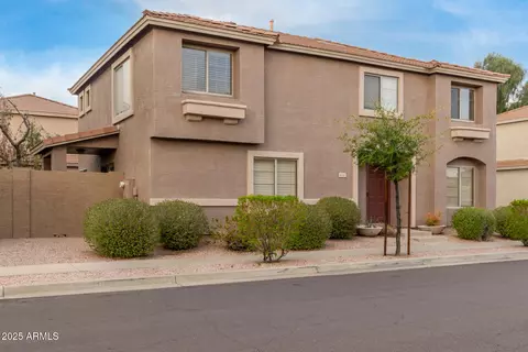 4002 E Melinda Ln, Phoenix, AZ 85050 photo 2