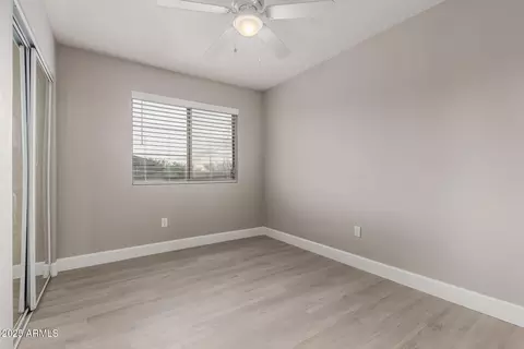 4002 E Melinda Ln, Phoenix, AZ 85050 photo 24