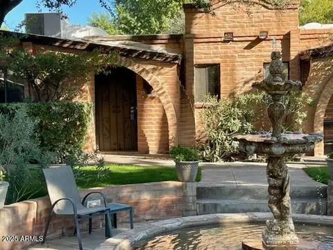 3022 N 32nd St #40, Phoenix, AZ 85018