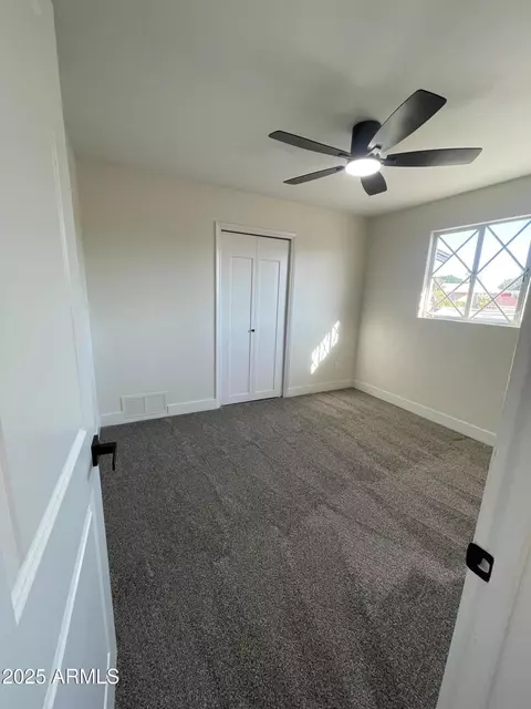 7637 E Akron St, Mesa, AZ 85207 photo 6