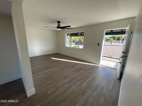 7637 E Akron St, Mesa, AZ 85207 photo 17