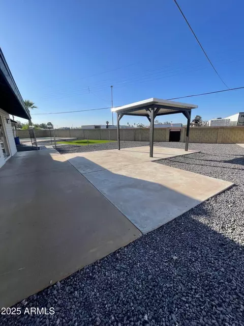 7637 E Akron St, Mesa, AZ 85207 photo 12