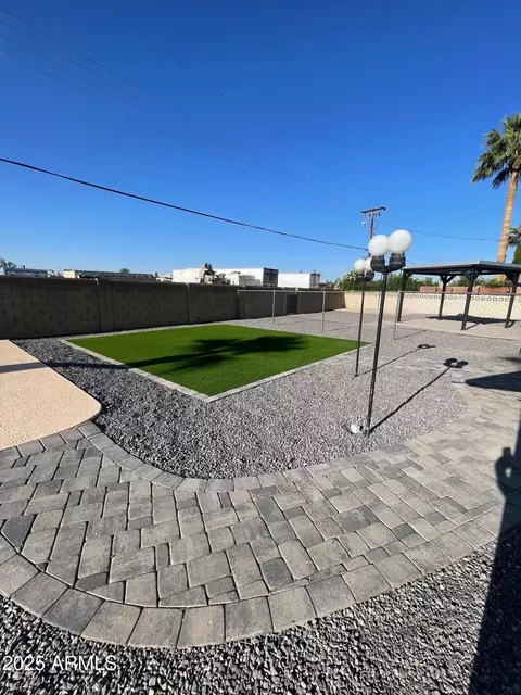 7637 E Akron St, Mesa, AZ 85207 photo 11