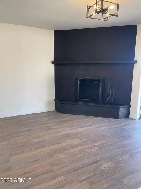 7637 E Akron St, Mesa, AZ 85207 photo 4