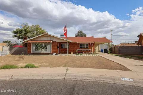 4117 W Sierra Vista Dr, Phoenix, AZ 85019