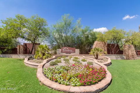 View/Area - 3544 E County Down Dr, Chandler, AZ 85249 photo 6 of 10