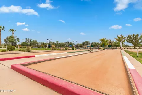 View/Area - 3544 E County Down Dr, Chandler, AZ 85249 photo 4 of 10