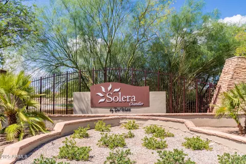 View/Area - 3544 E County Down Dr, Chandler, AZ 85249 photo 7 of 10