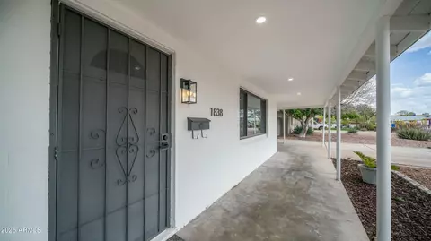 Entry Way - 1838 Earll Dr, Phoenix, AZ 85016 photo 1 of 2
