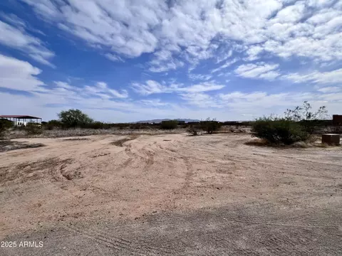 207 W Nn W Desert Mirage Rd #T, Wittmann, AZ 85361