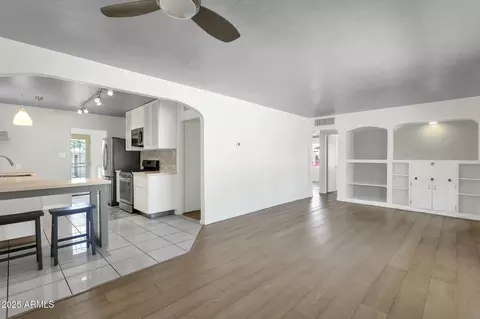 1719 E Pinchot Ave, Phoenix, AZ 85016 photo 11