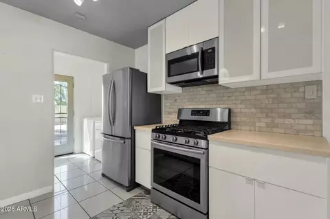1719 E Pinchot Ave, Phoenix, AZ 85016 photo 14