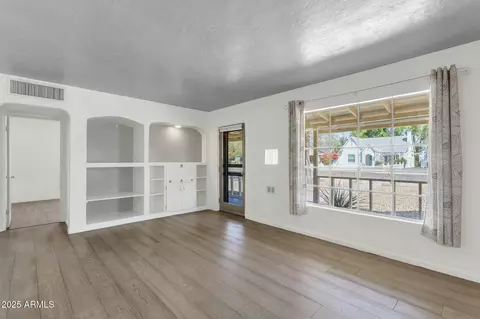1719 E Pinchot Ave, Phoenix, AZ 85016 photo 7