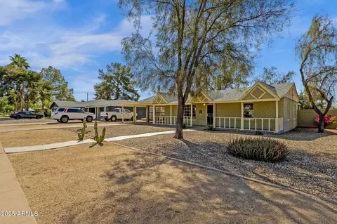 1719 E Pinchot Ave, Phoenix, AZ 85016 photo 2