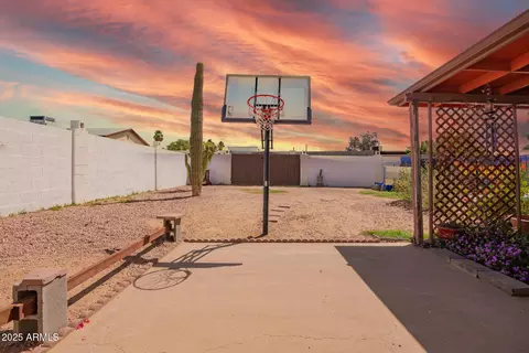 Exterior - 809 N 95th St, Mesa, AZ 85207 photo 7 of 13