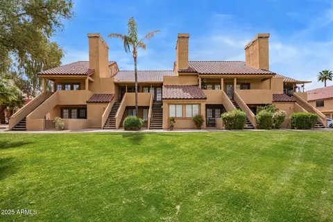 4901 S Calle Los Cerros Dr #219, Tempe, AZ 85282
