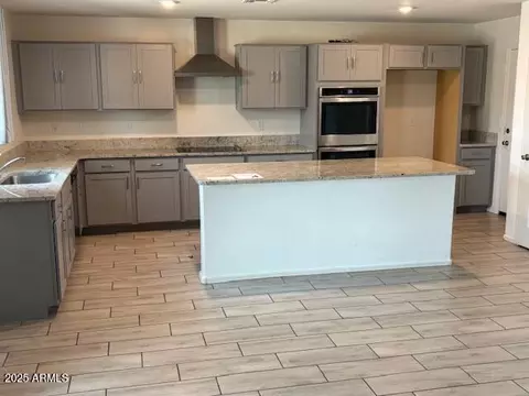 Kitchen - 7227 N 125th Dr, Glendale, AZ 85307 photo 1 of 4