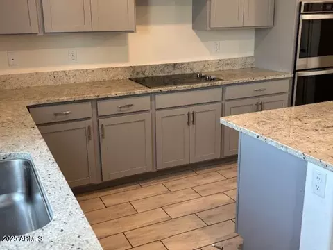 Kitchen - 7227 N 125th Dr, Glendale, AZ 85307 photo 3 of 4