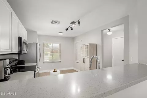 672 S Porter St, Gilbert, AZ 85296 photo 12