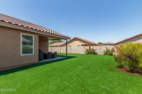 672 S Porter St, Gilbert, AZ 85296 photo 5
