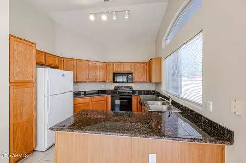 4922 W Tonto Rd, Glendale, AZ 85308