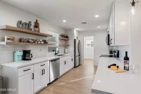 1307 Encanto St, Mesa, AZ 85203 photo 8