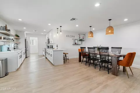 1307 Encanto St, Mesa, AZ 85203 photo 3