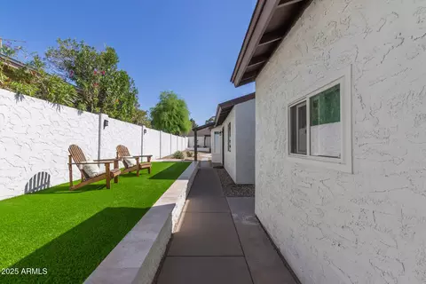 1029 E Marco Polo Rd, Phoenix, AZ 85024 photo 3