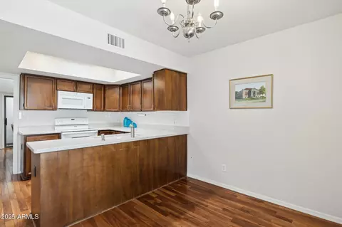 5354 N 2nd Dr, Phoenix, AZ 85013 photo 8