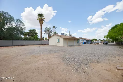 Exterior - 751 E Southern Ave, Phoenix, AZ 85040 photo 4 of 4