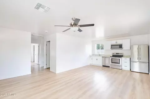 Living - 751 E Southern Ave, Phoenix, AZ 85040 photo 3 of 3