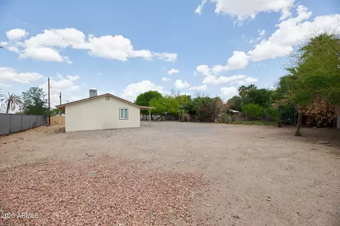 Exterior - 751 E Southern Ave, Phoenix, AZ 85040 photo 3 of 4