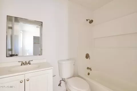 Bath - 751 E Southern Ave, Phoenix, AZ 85040 photo 1 of 2