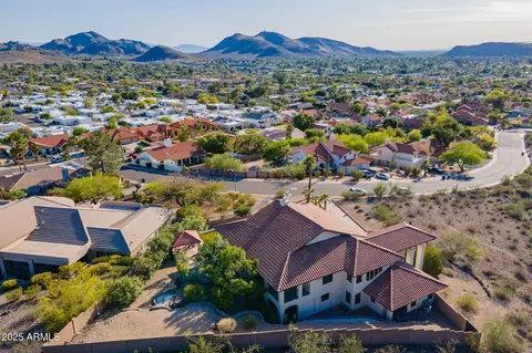 View/Area - 1234 E Claire Dr, Phoenix, AZ 85022 photo 4 of 5