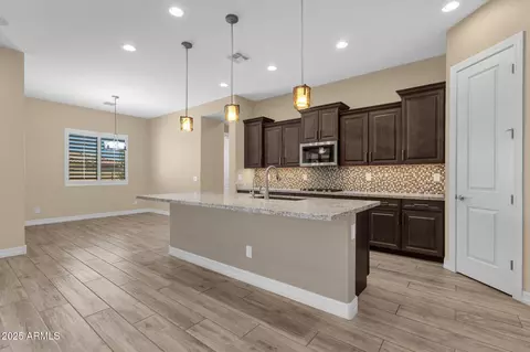 Entry Way - 10350 E Texas Ave, Mesa, AZ 85212 photo 3 of 5