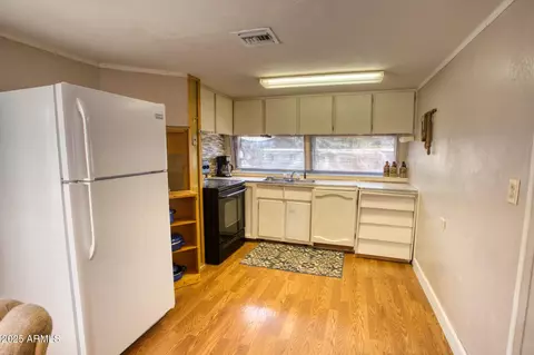 3305 Forest Dr, Overgaard, AZ 85933 photo 8