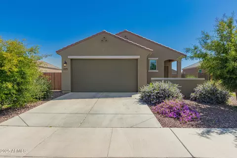3597 E Appaloosa Dr, San Tan Valley, AZ 85140